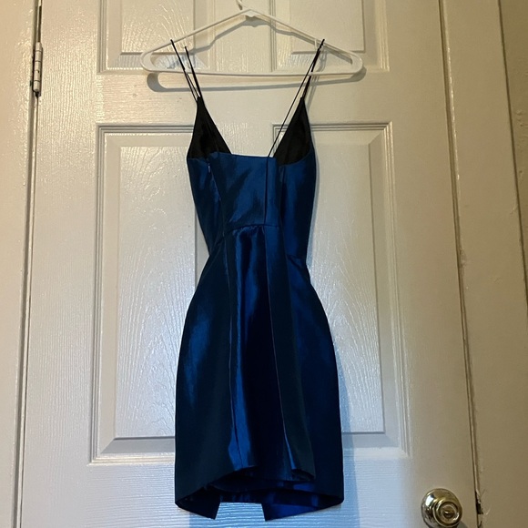 Royal Blue Sleeveless Cocktail Dress - Picture 2 of 6